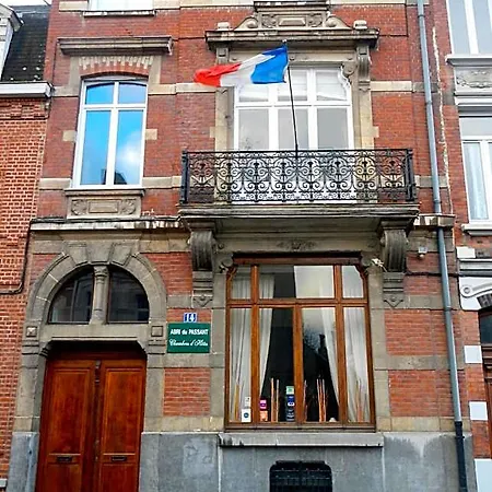 Abri Du Passant