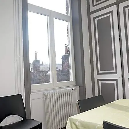 Bed & Breakfast Abri Du Passant 3*