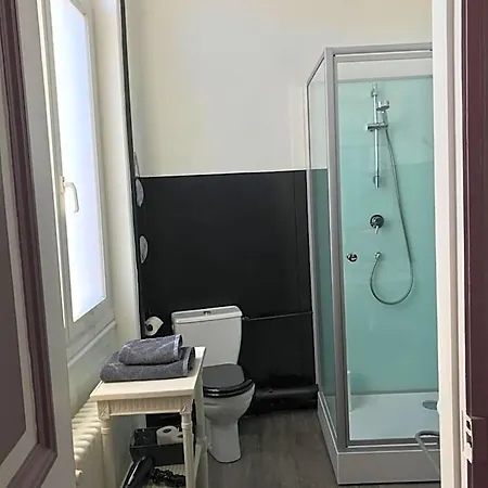 Abri Du Passant Roubaix
