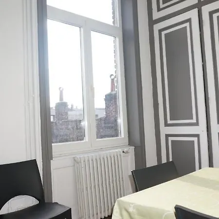 Bed & Breakfast Abri Du Passant Roubaix