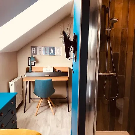 Abri Du Passant Bed & Breakfast