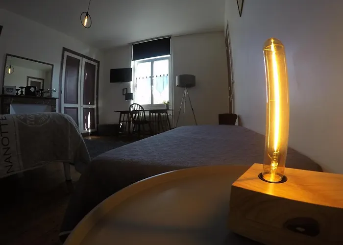 Abri Du Passant Couette-café Roubaix