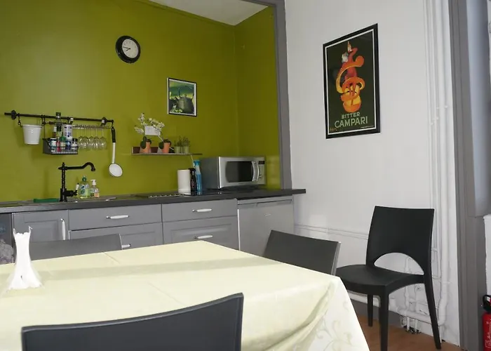 Abri Du Passant Couette-café