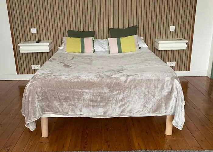 Abri Du Passant Couette-café 3*