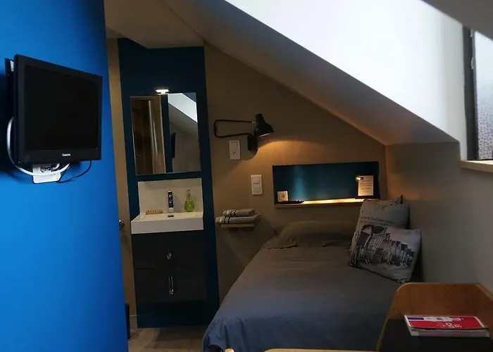 Abri Du Passant Couette-café 3*