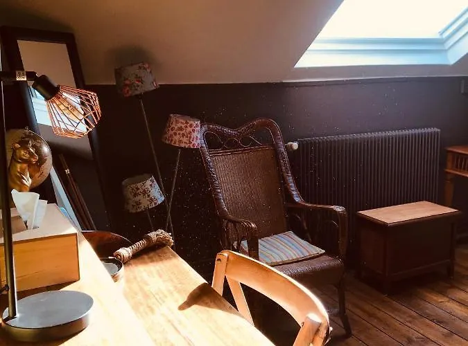 Abri Du Passant Couette-café