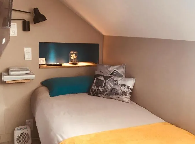 Couette-café Abri Du Passant 3*